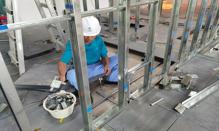 閔行外企海道爾夫辦公室施工現場齊建施工人員